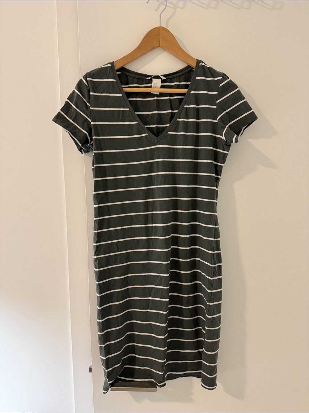 H&M V-Neck Striped Midi Dress - Green & White